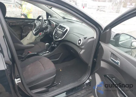 2020 Chevrolet Sonic Fwd Lt 5-Door из США, поврежденный, VIN 1G1JD6SB5L4139363